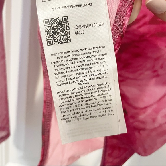 Guess Luisa Bodysuit Tiger Print Pink Size Medium - Picture 10 of 12